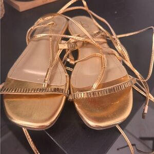 Elegant Gold Women's Sandals
